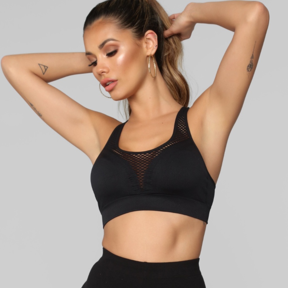 Black Sports Bra